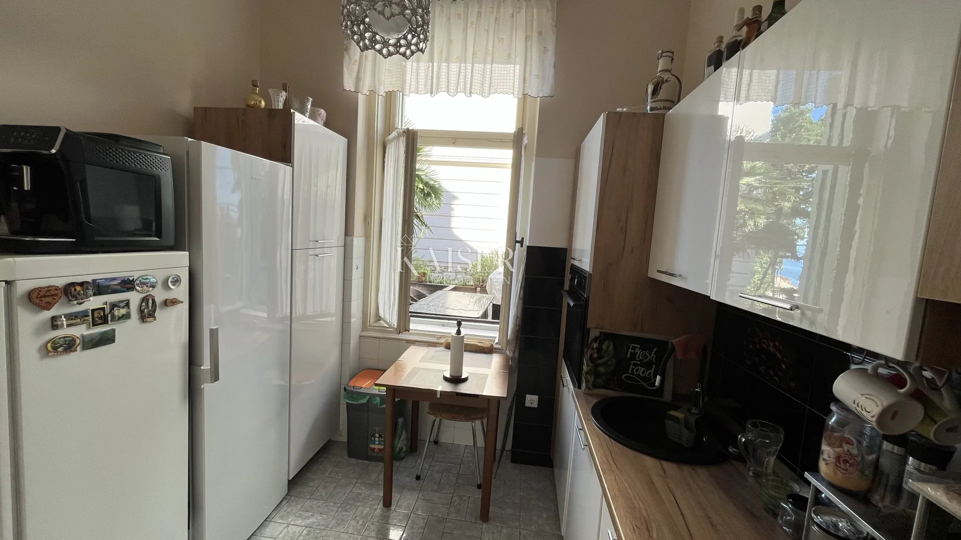 opatija, centar - sunčani stan u opatijskoj vili 100 m2 + garaža 29m2 - slika 5