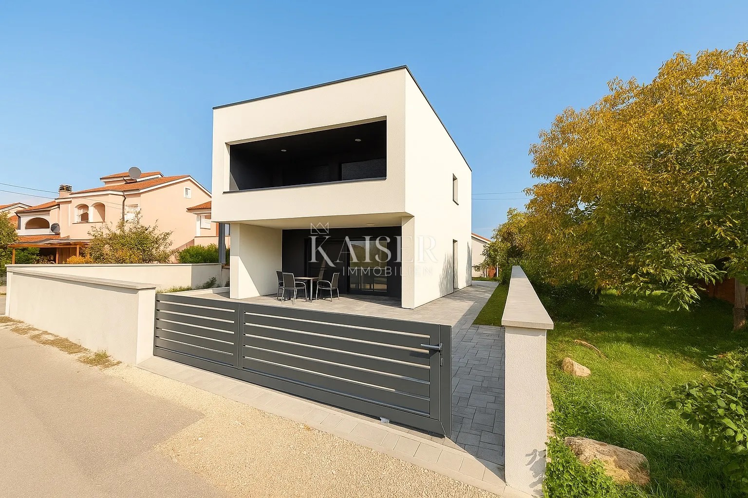 zadar – privlaka | moderna kuća s bazenom - slika 2