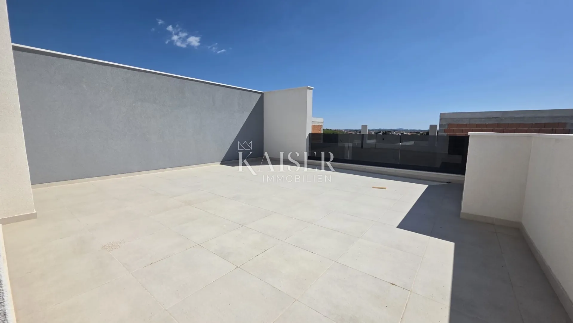 zadar, vrsi- vila 180 m2 sa bazenom i pogledom na more - slika 21
