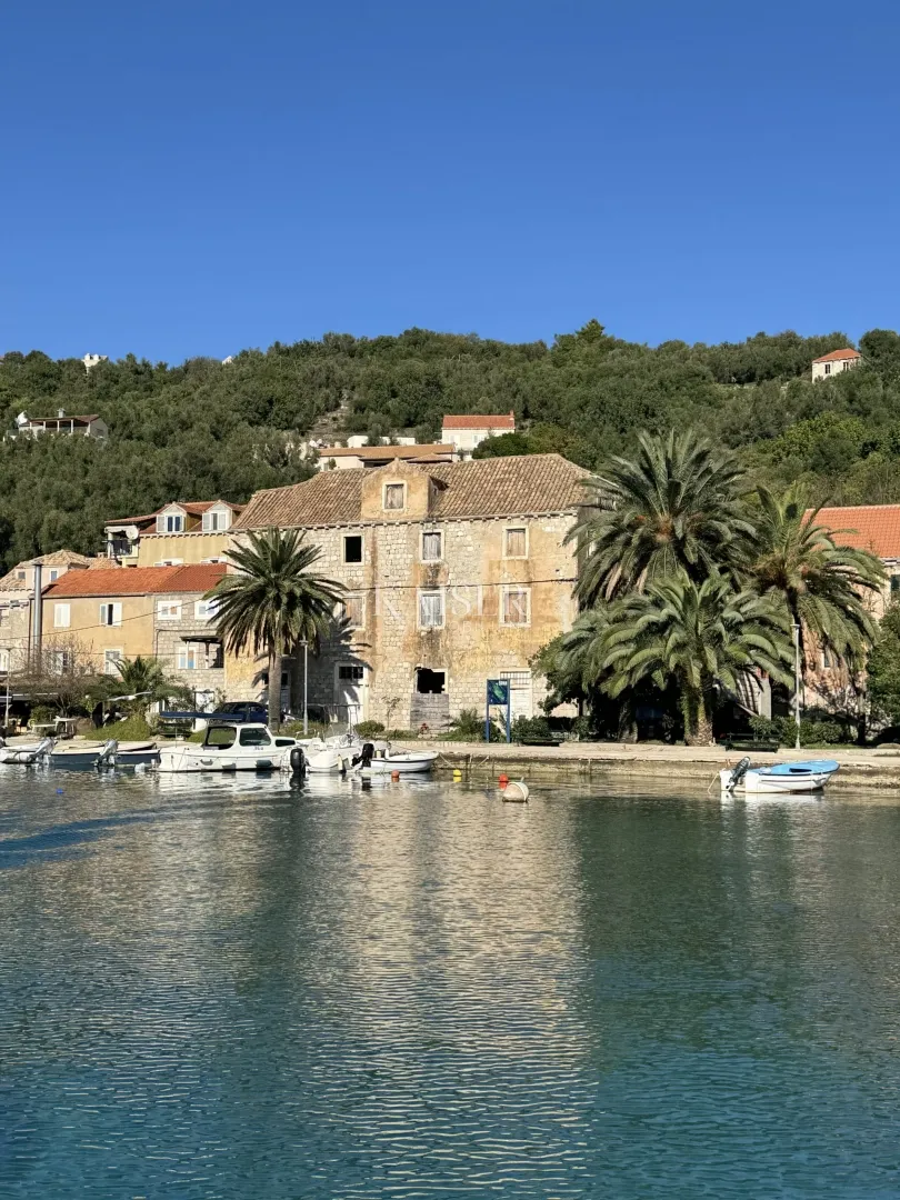 otok šipan - ljetnikovac u šipanskoj luci - slika 6