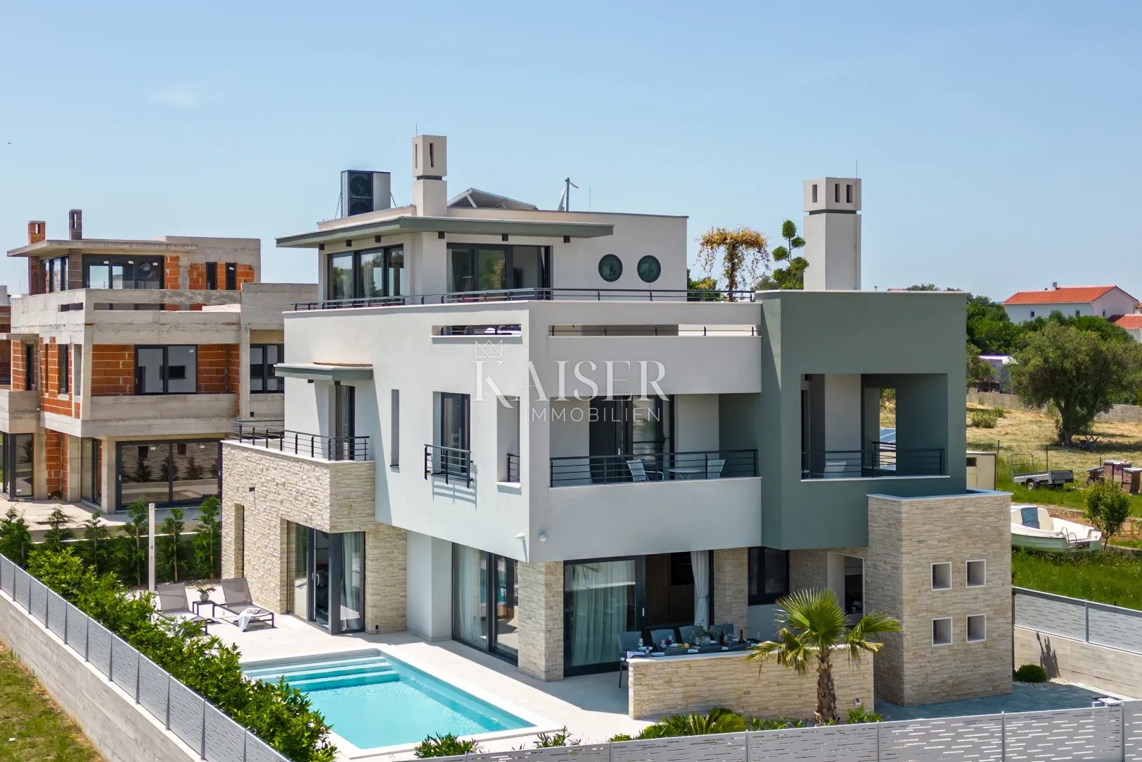 bibinje — luksuzna dizajnerska vila s rooftop oazom i pogledom na more - slika 34