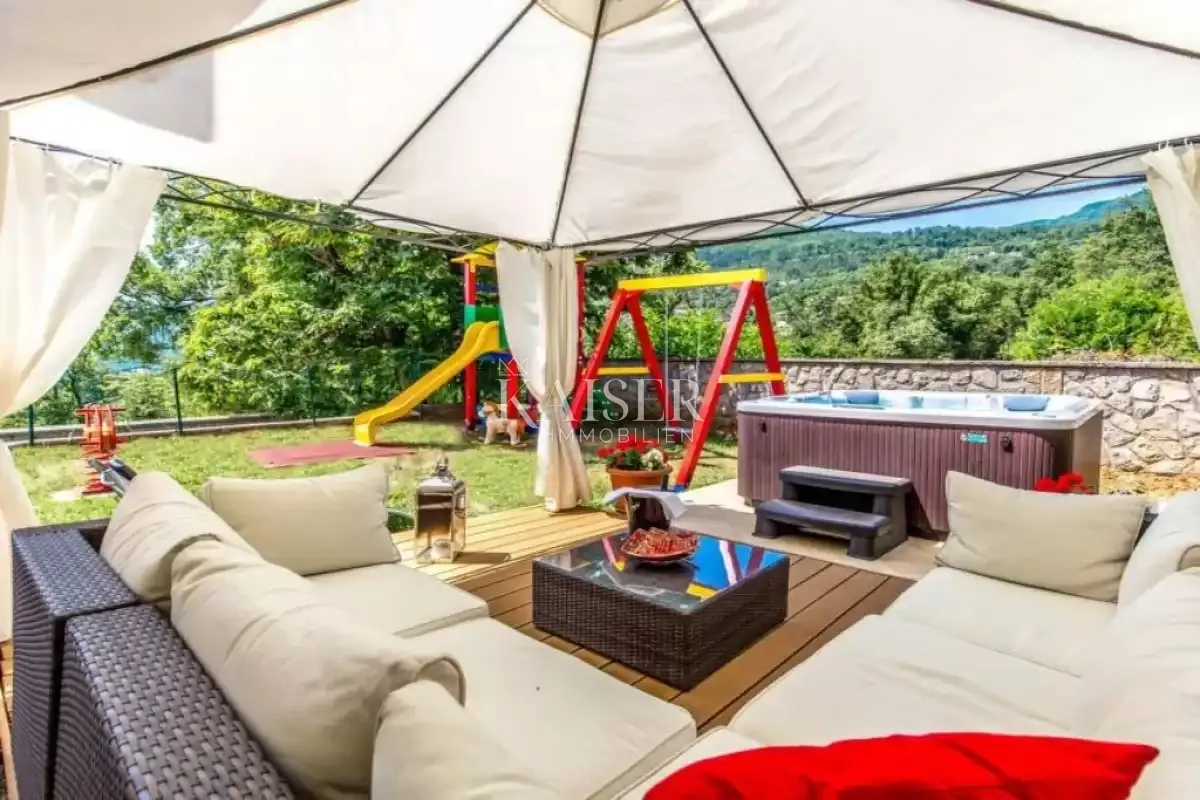 opatija, ičići - prekrasan stan 160m2 s pogledom na more - slika 3