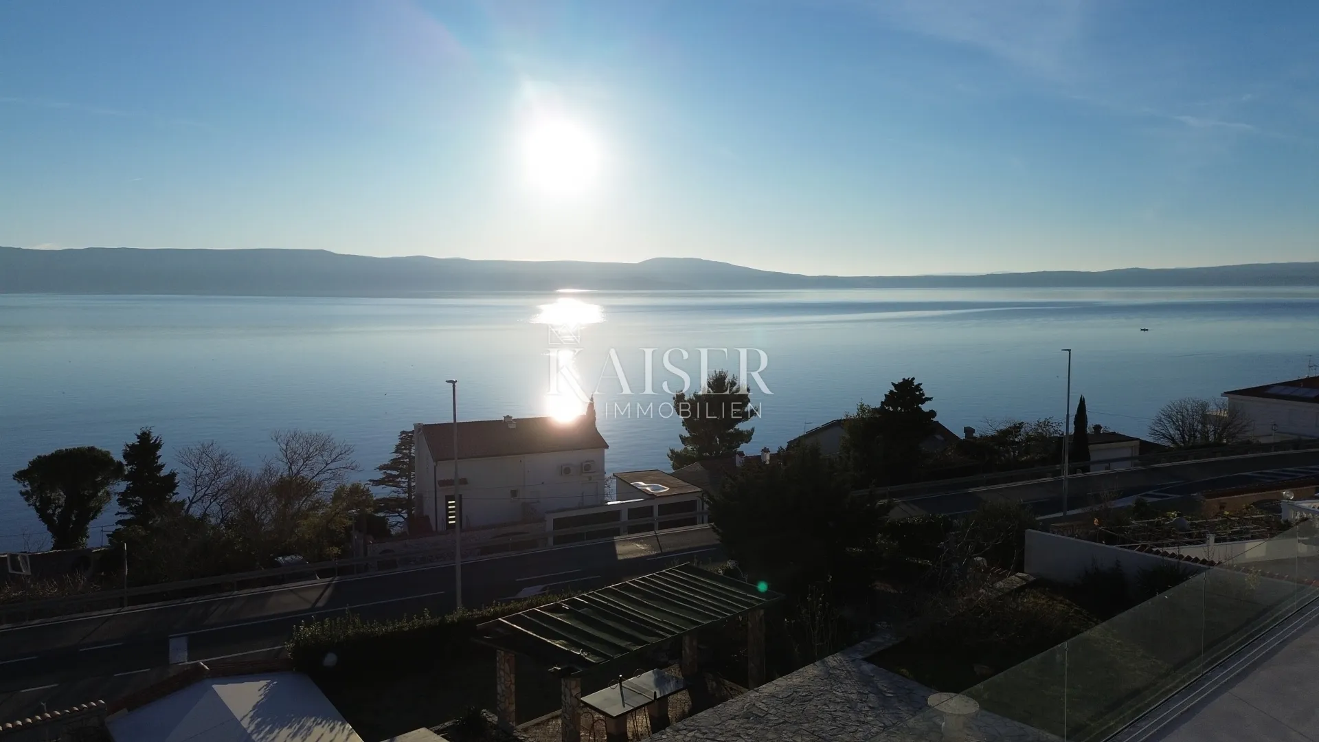 novi vinodolski - zadnji stan, novogradnja, 1s+db, pogled na more - slika 9