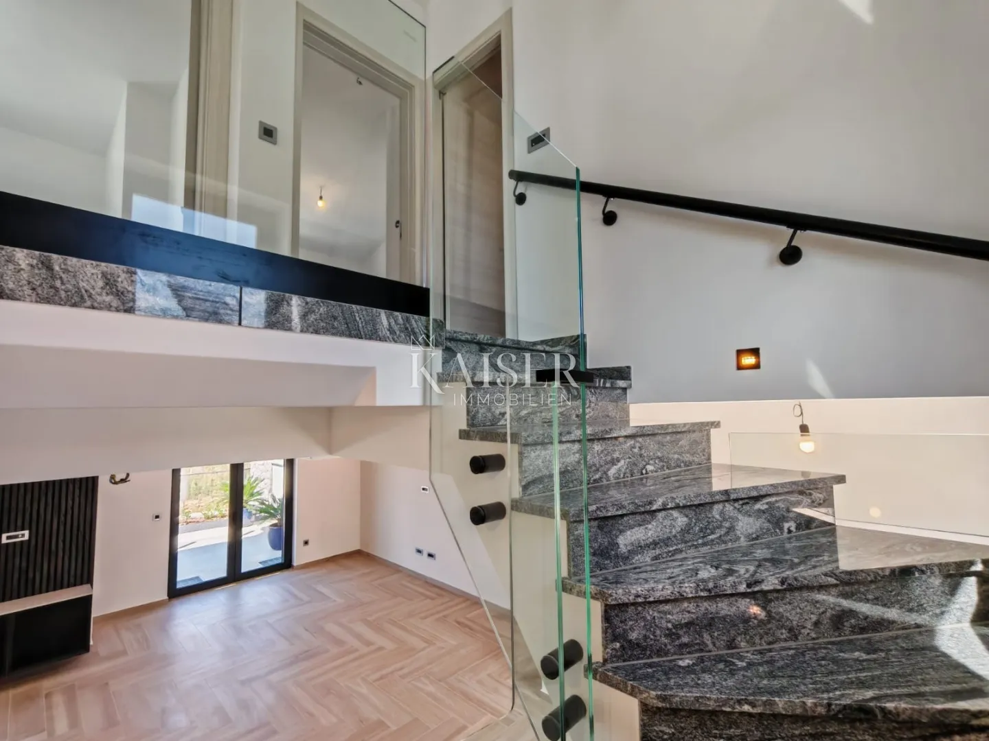 otok krk, malinska- luksuzna vila 208m2 s bazenom i pogledom na more - slika 18