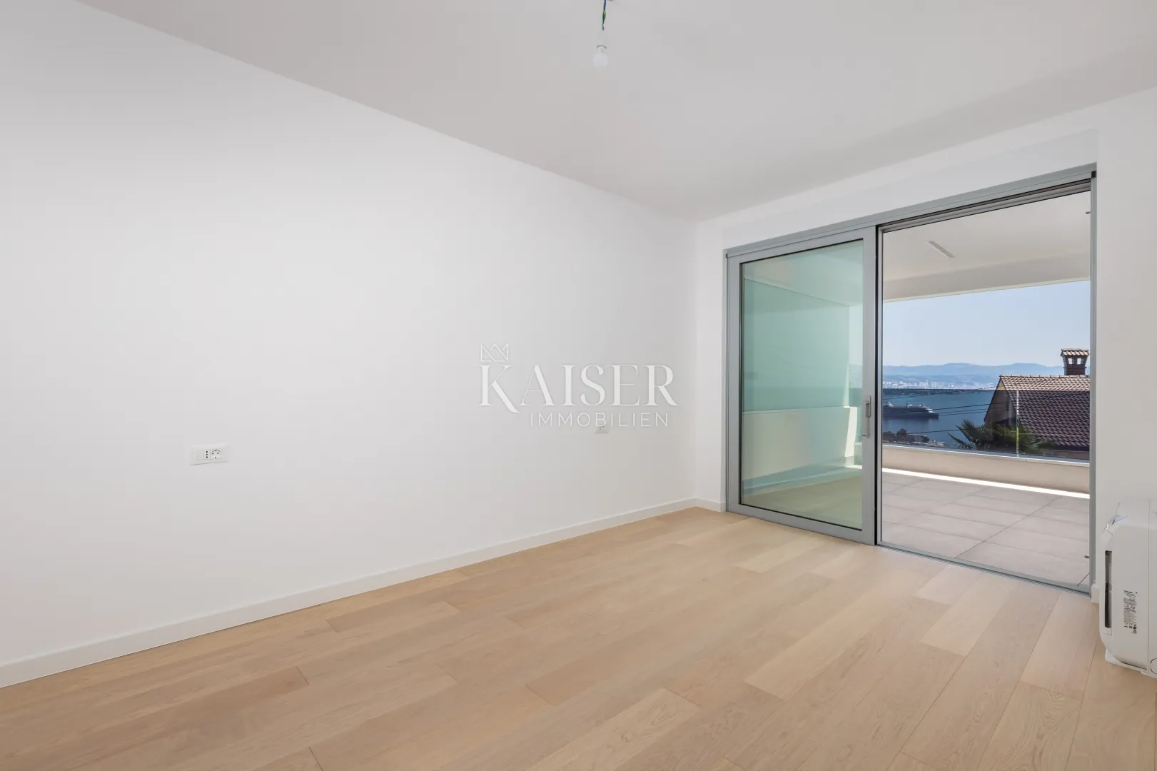 opatija, novogradnja s liftom, apartman u prizemlju s pogledom na more - slika 4