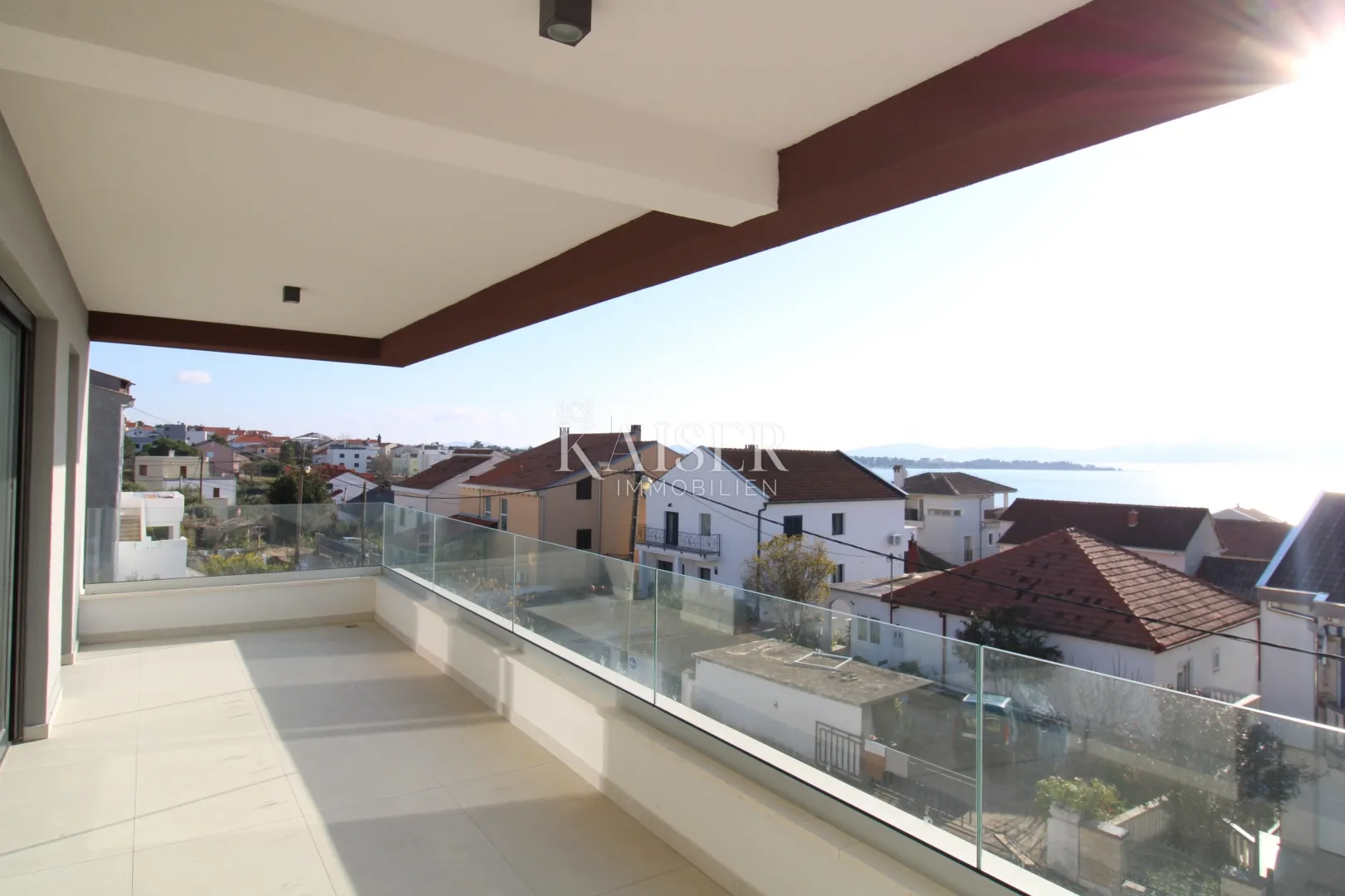 zadar- penthouse s krovnom terasom i pogledom na more - slika 31