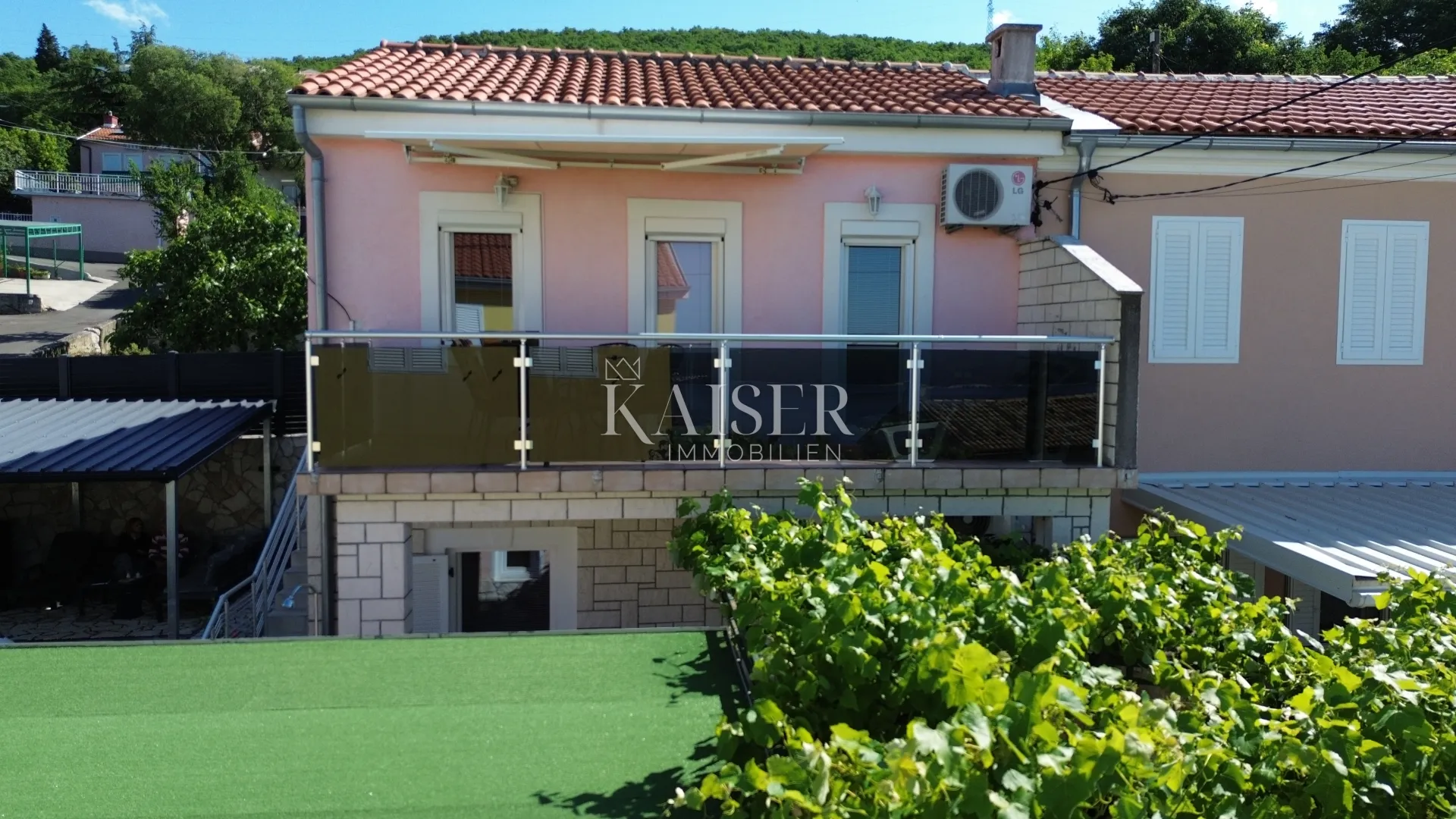 crikvenica, dramalj - kuća sa dva stana i okućnicom - slika 24