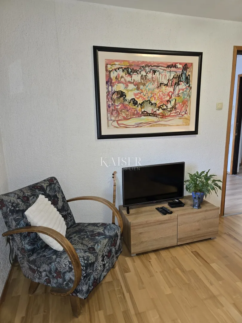 delnice - kuća sa pet stanova, idealna prilika za investitore - slika 23