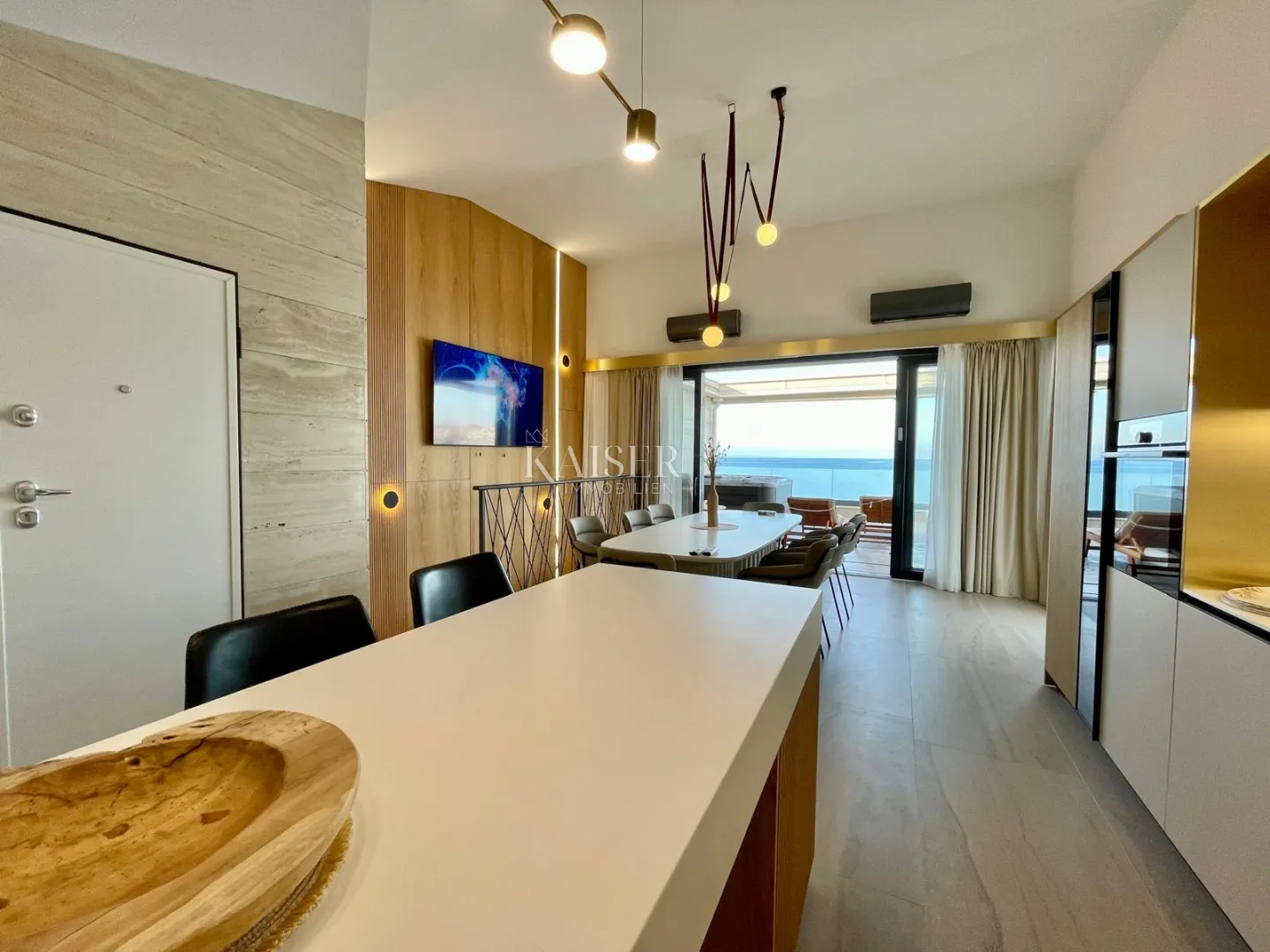 otok pag - ekskluzivni penthouse 118m2 , prvi red do mora - slika 2
