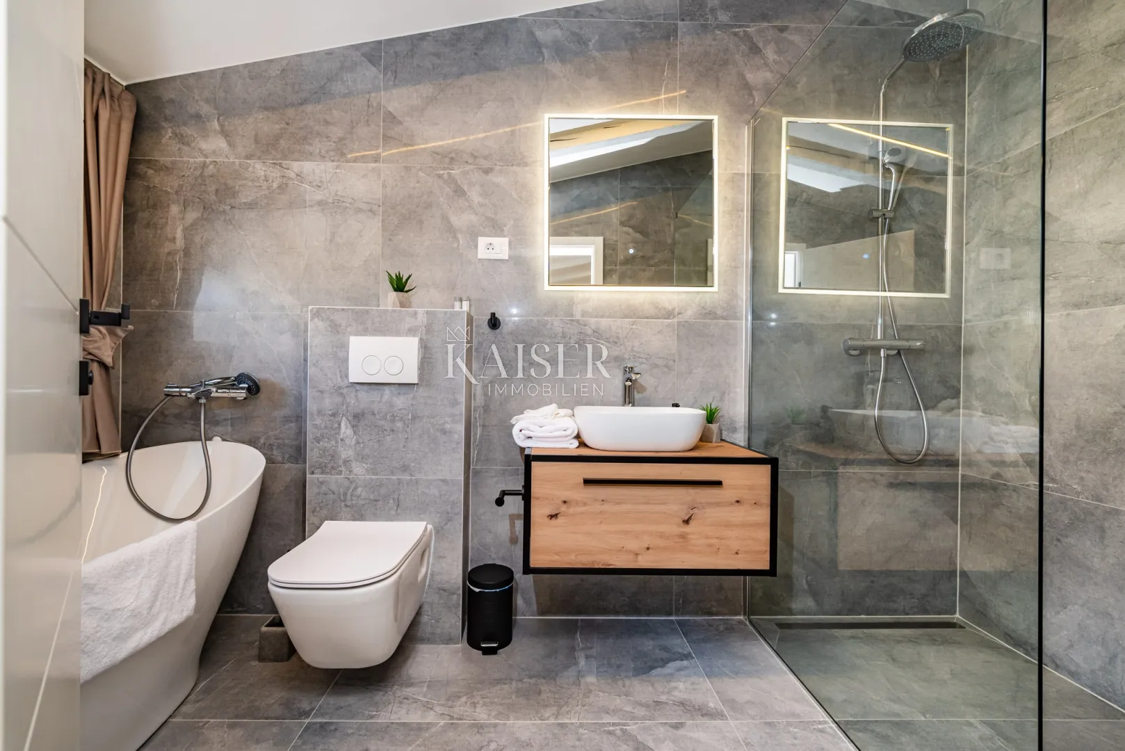 zadar, novigrad - villa s bazenom 250m2, 70m od mora - slika 18