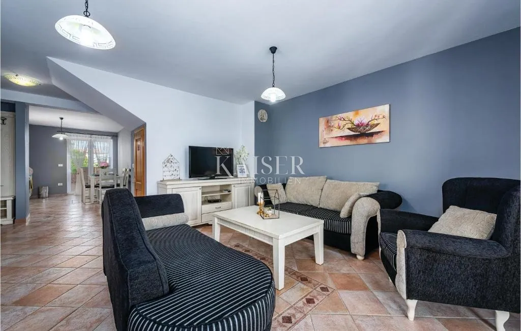 istra, umag, dvojna kuća s bazenom, 300m od mora - slika 9