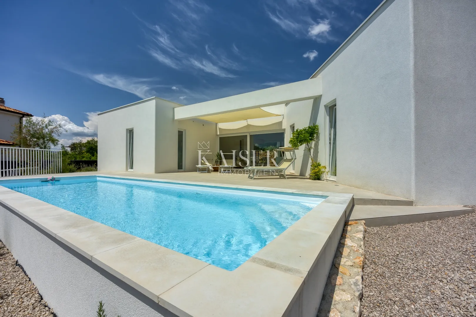 otok krk, okolica krka - predivna vila s pogledom na more, 110 m2 - slika 2