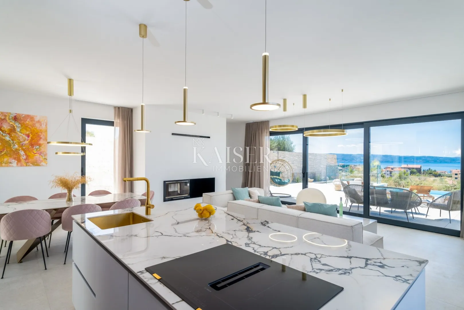 split - moderna vila s bazenom - slika 22
