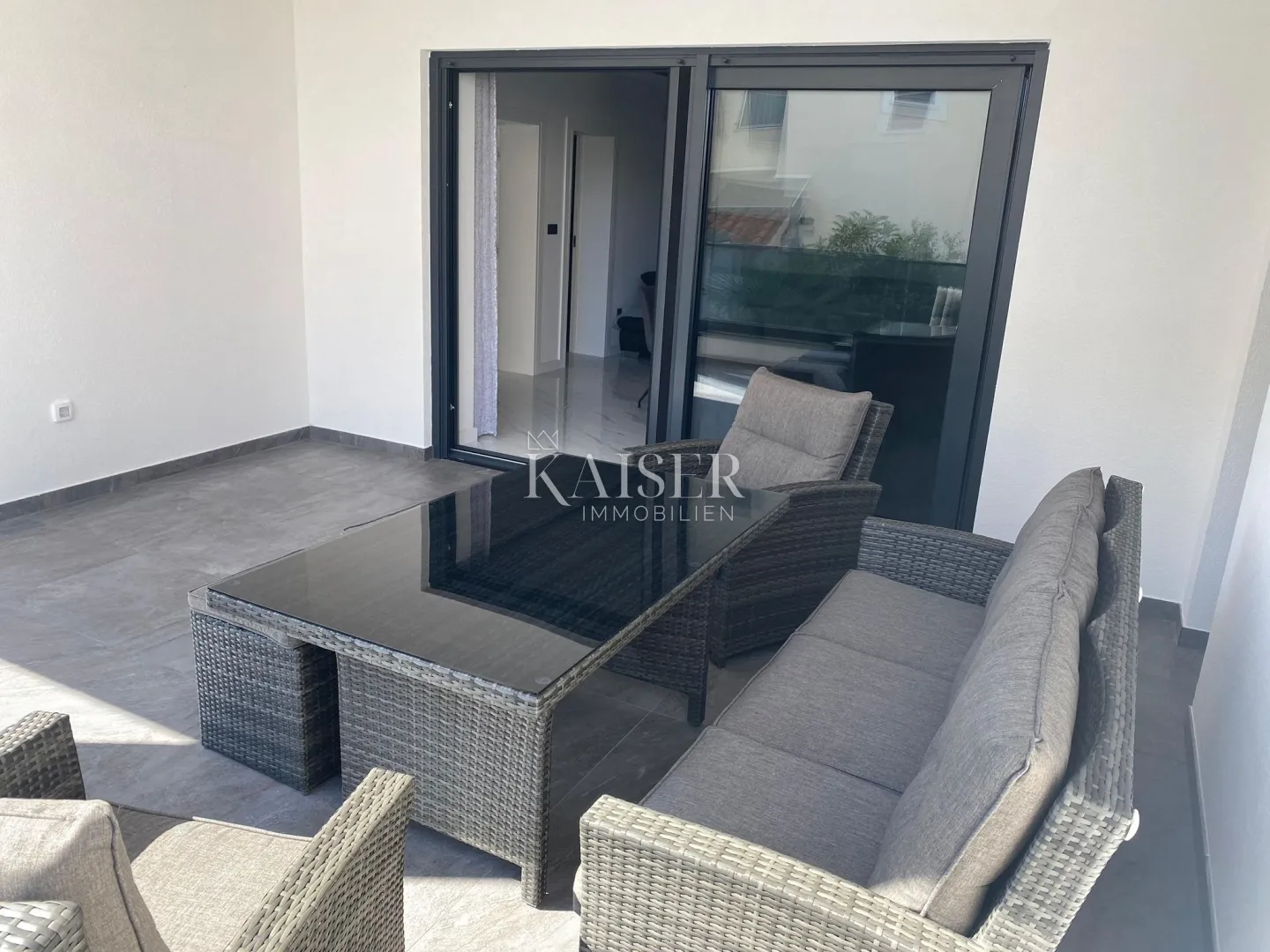 srima, vodice – luksuzan dvosoban stan, 50m od plaže - slika 6
