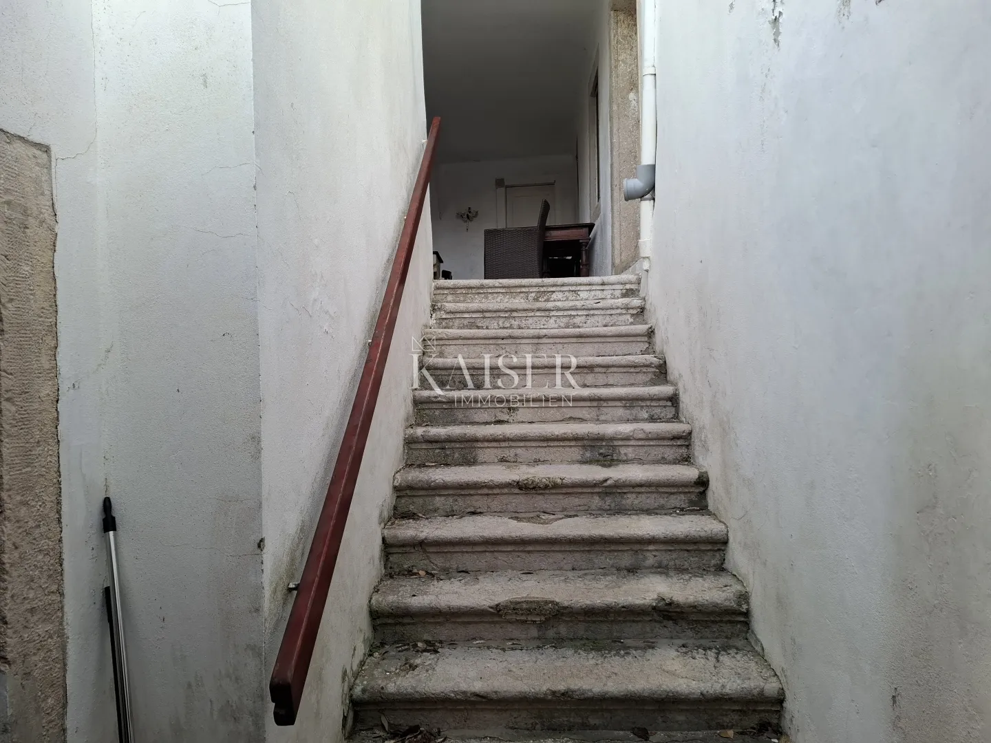 otok cres-lošinj, osor, bivši samostan, 50 m od mora - slika 27