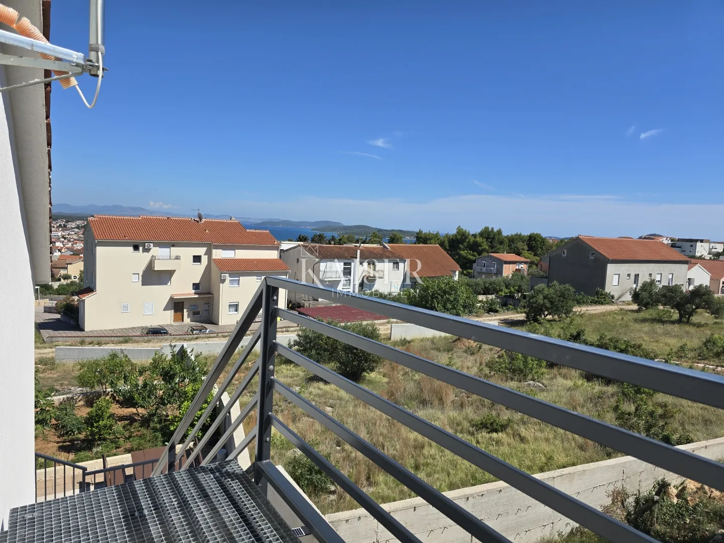 vodice,šibenik - moderna samostojeća prizemnica s garažom i velikom okućnicom - slika 37