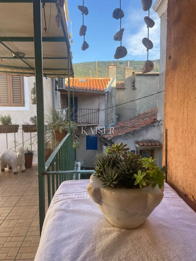 cres, ugostiteljsko-stambeni objekt sa restoranom, apartmanima i sobama - slika 25