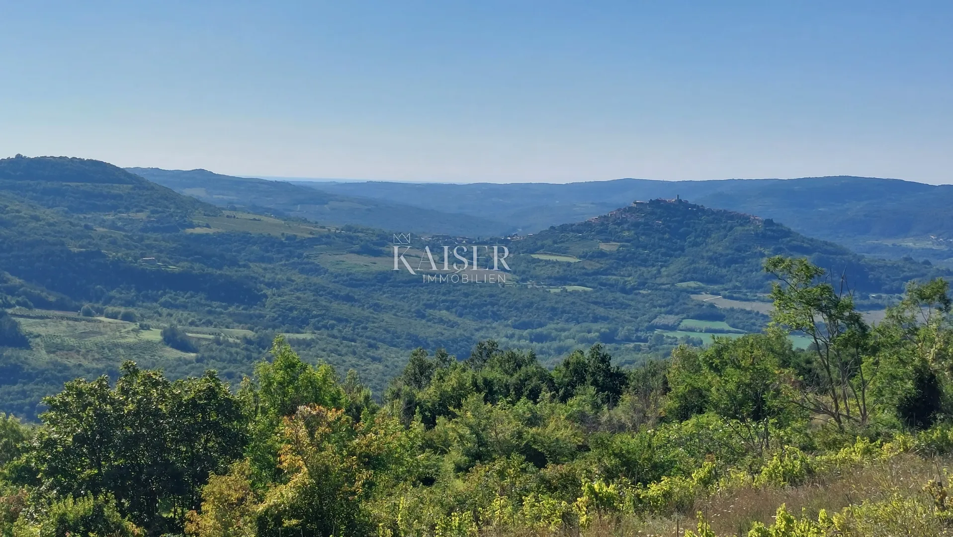 istra, motovun- građevinsko zemljište s predivnim panoramskim pogledom - slika 6