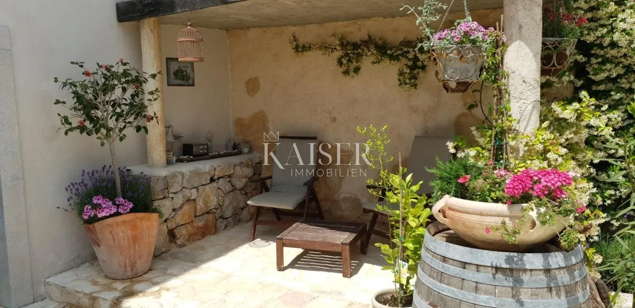 otok krk, malinska- kamena kuća 120m2 s bazenom - slika 29
