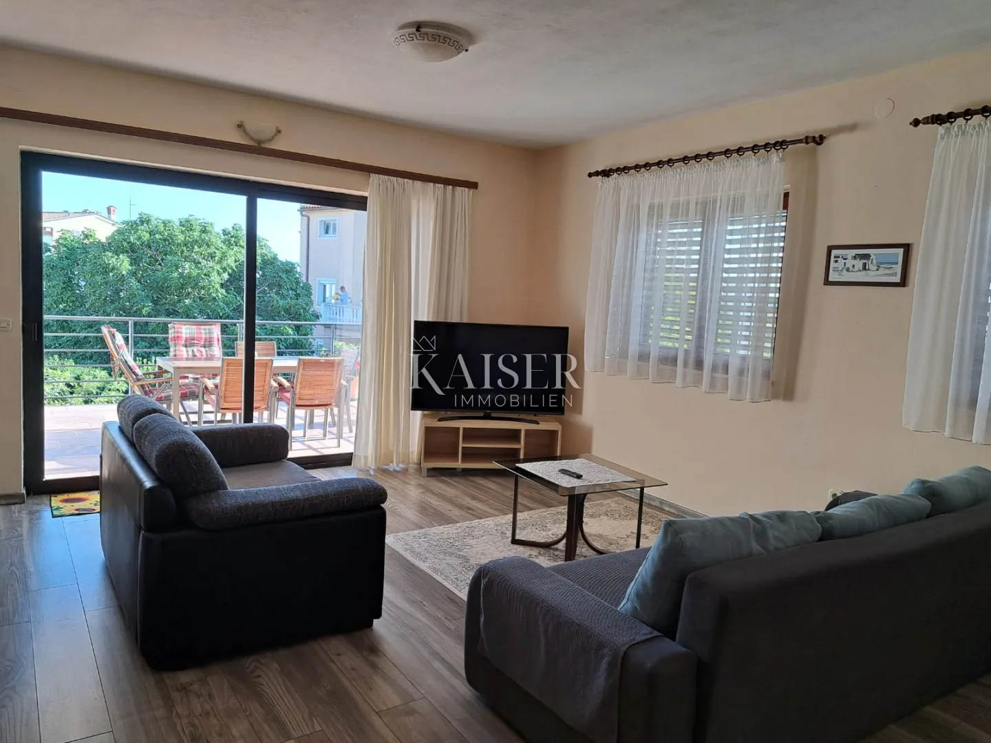 istra, medulin- apartmanska kuća 430m2 samo 200m od mora - slika 7