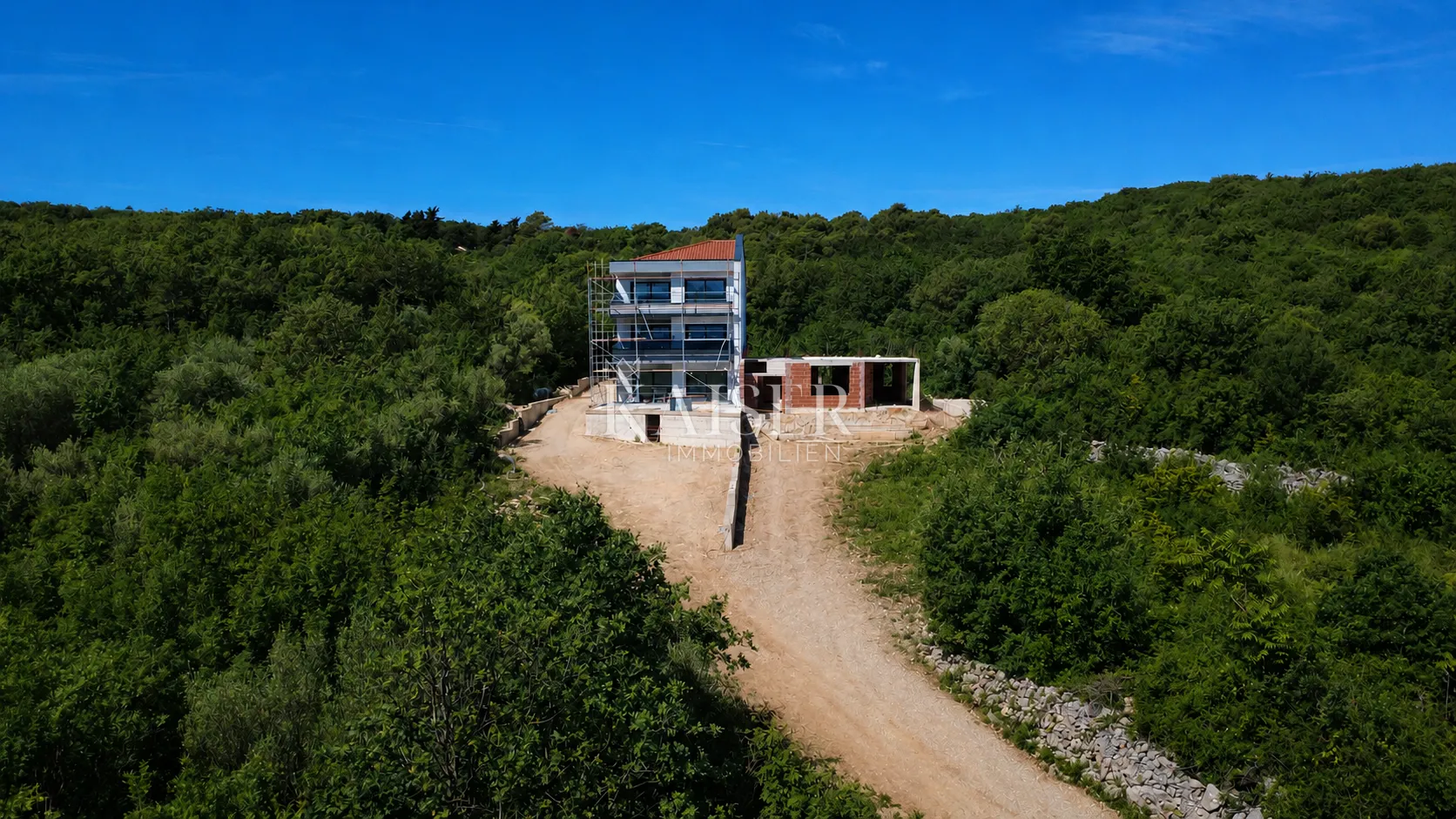 otok krk, vrbnik- moderan stan 100m2 velikom terasom i pogledom na more - slika 8