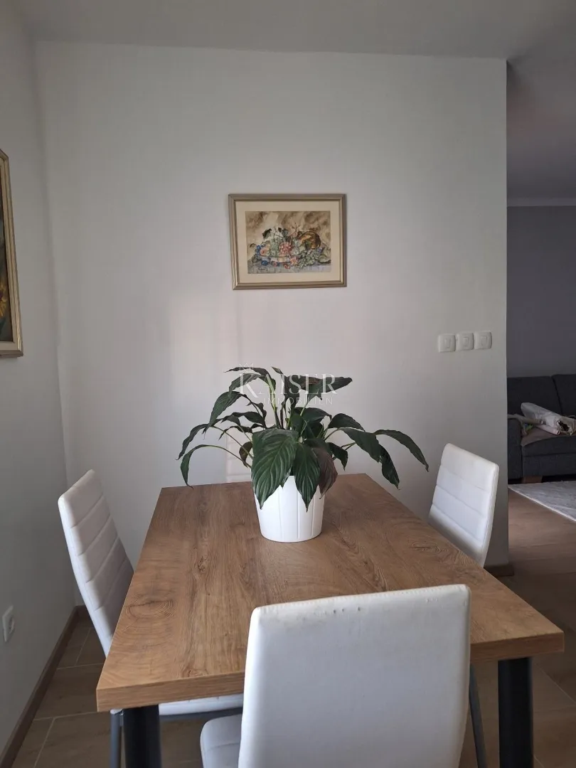 istra, umag - praktičan stan u centru, 56m2 - slika 4