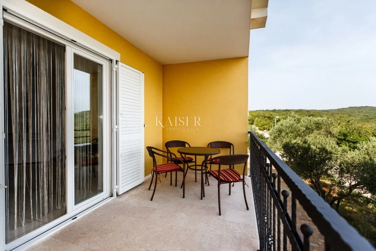 vrbnik, otok krk- apartman 93m2 s pogledom na more - slika 9