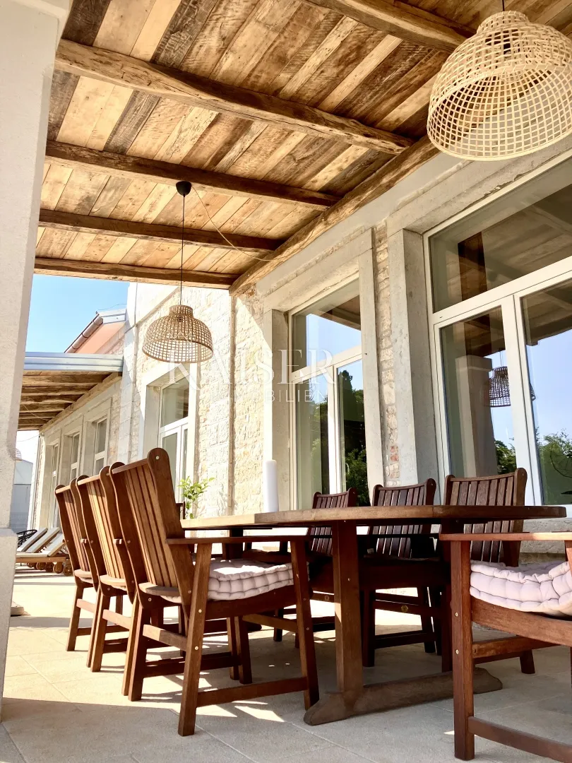 istra - poreč, luksuzna stoljetna vila sa bazenom - slika 5