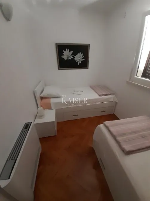 šibenik - kuća prvi red do mora - slika 13