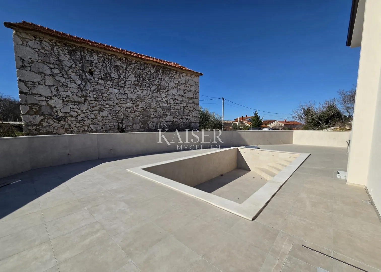 otok krk, dobrinj okolica - ekskluzivna villa sa bazenom, 210m2 - slika 3