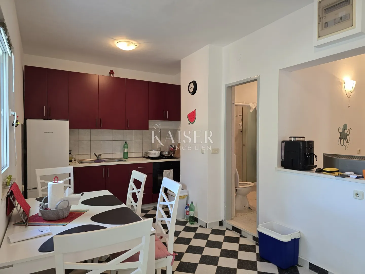 apartman u prizemlju s dvorištem, idealan za obitelji, rogoznica – lozica - slika 18