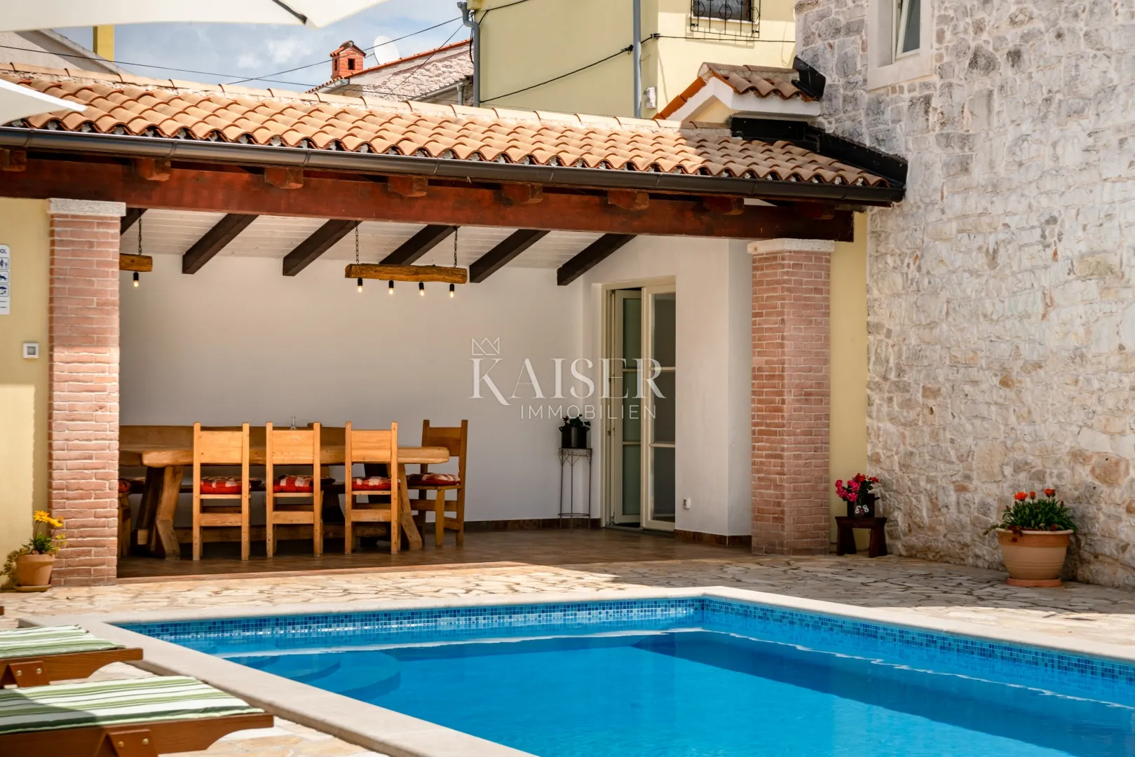 istra, peruški-autentična kamena kuća 150m2 s bazenom - slika 36