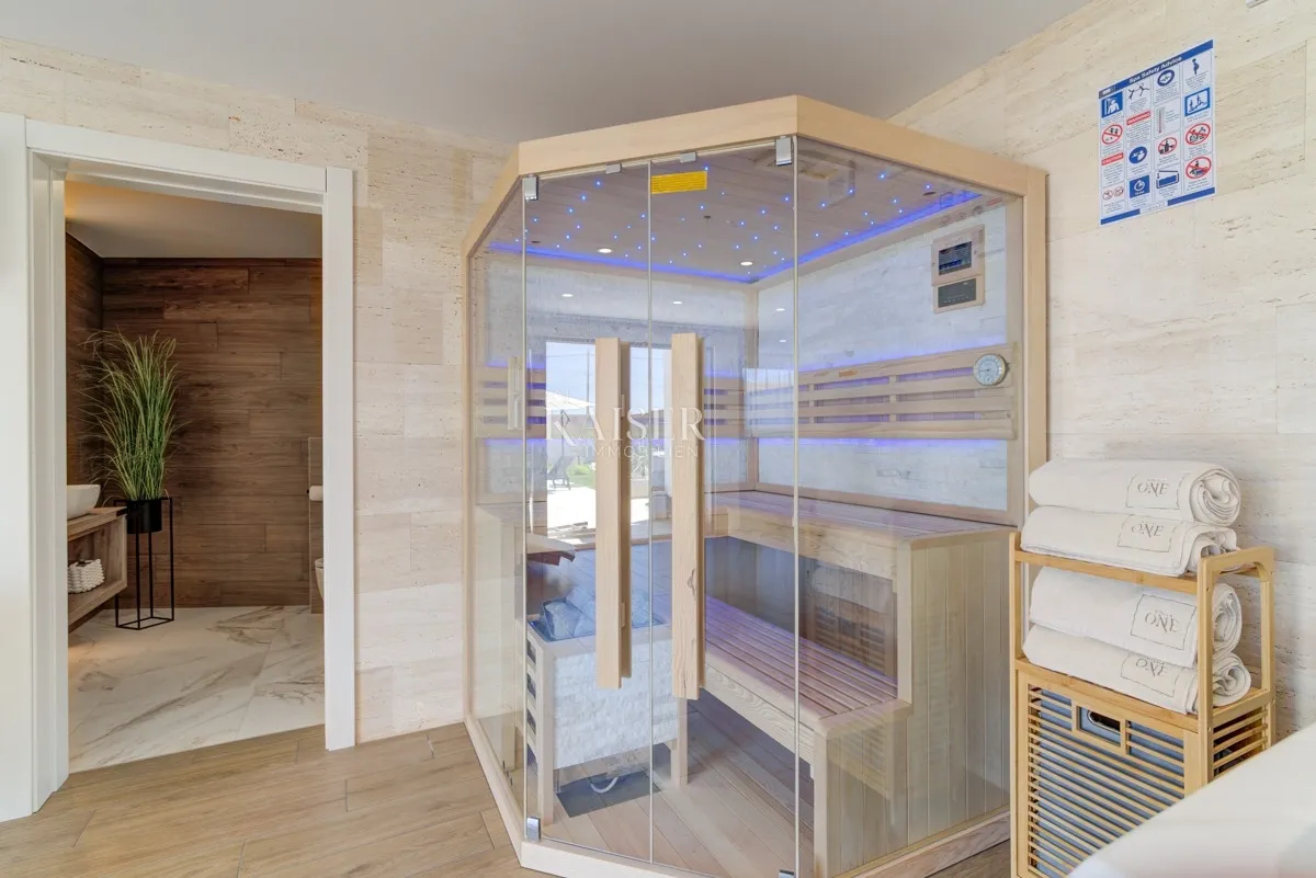 novi vinodolski - villa sa bazenom 300m2 - slika 27