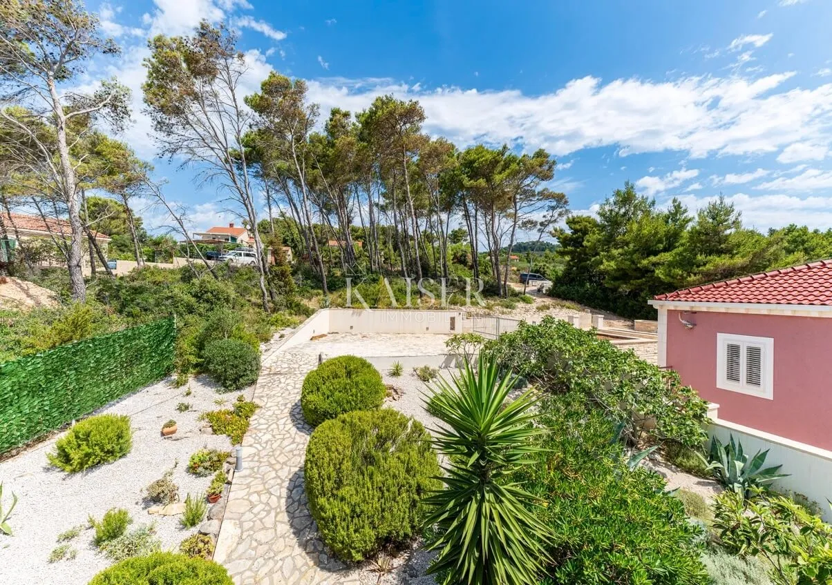otok korčula - prekrasna i zadivljujuća vila uz more - slika 5