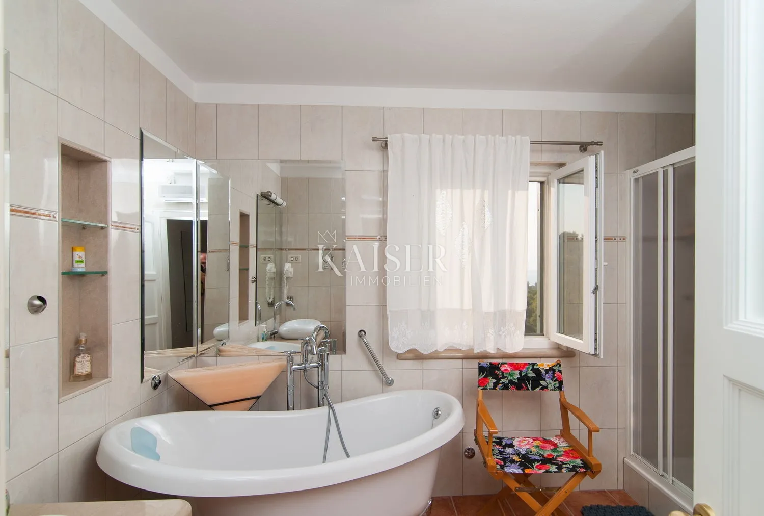 otok brač, supetar - kamena villa sa pogledom na more - slika 31