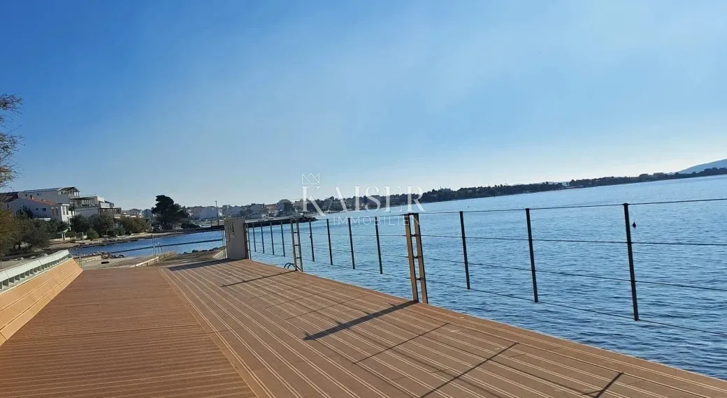 Diklo | Dvoetažni stan s vrtom 300 m od mora - Diklo, Zadar