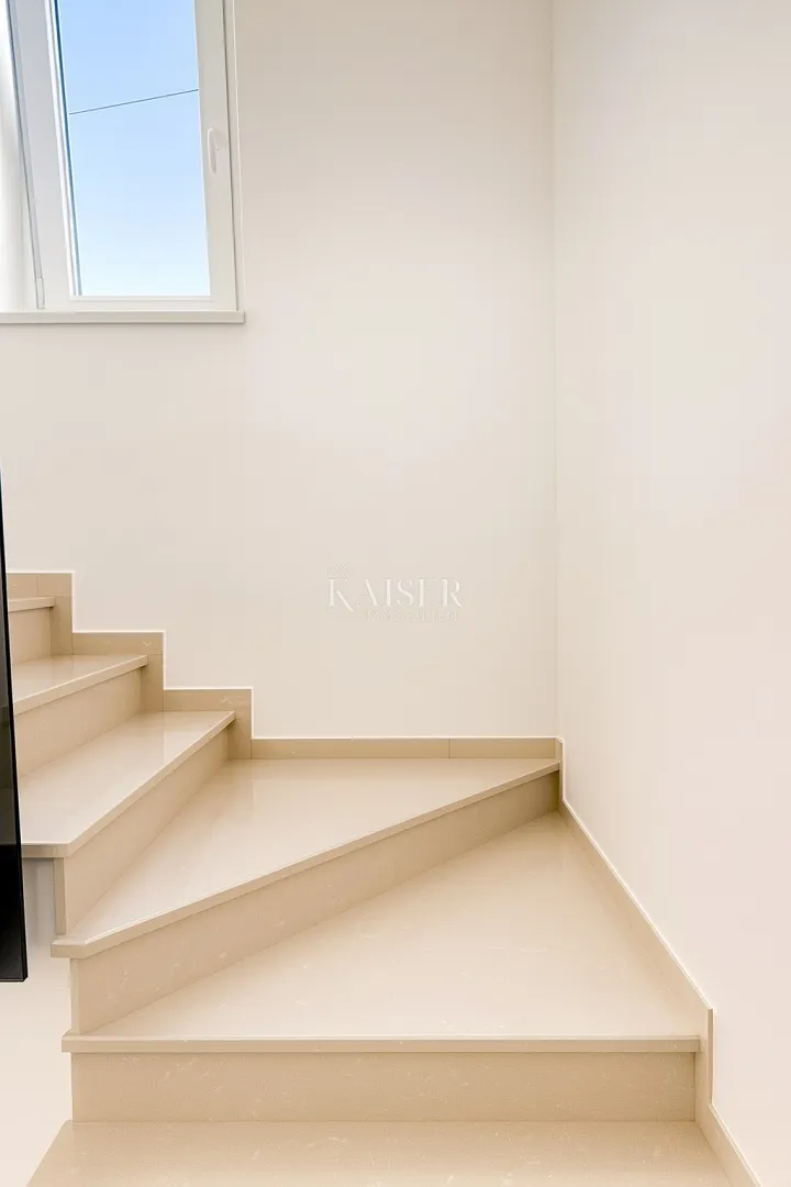 zadar – privlaka | moderna kuća s bazenom - slika 21