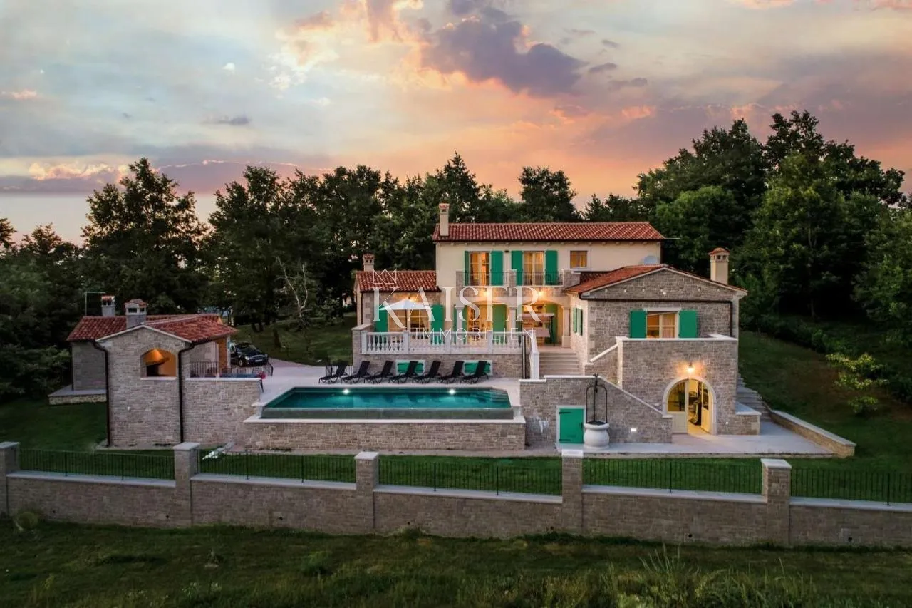 istra - pazin, okolica - vila s bazenom, 230 m2 - slika 2