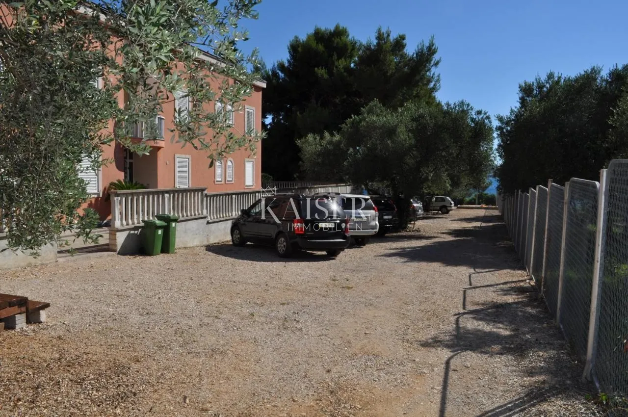 sveti filip i jakov - vila prvi red do mora - slika 12