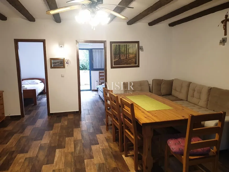 mali lošinj - prizemni apartman u svetom jakovu - slika 2