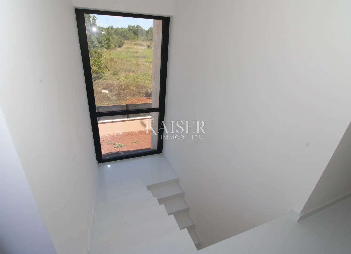 istra, poreč- luksuzna vila 210m2 s bazenom i jacuzziem u prirodi - slika 9