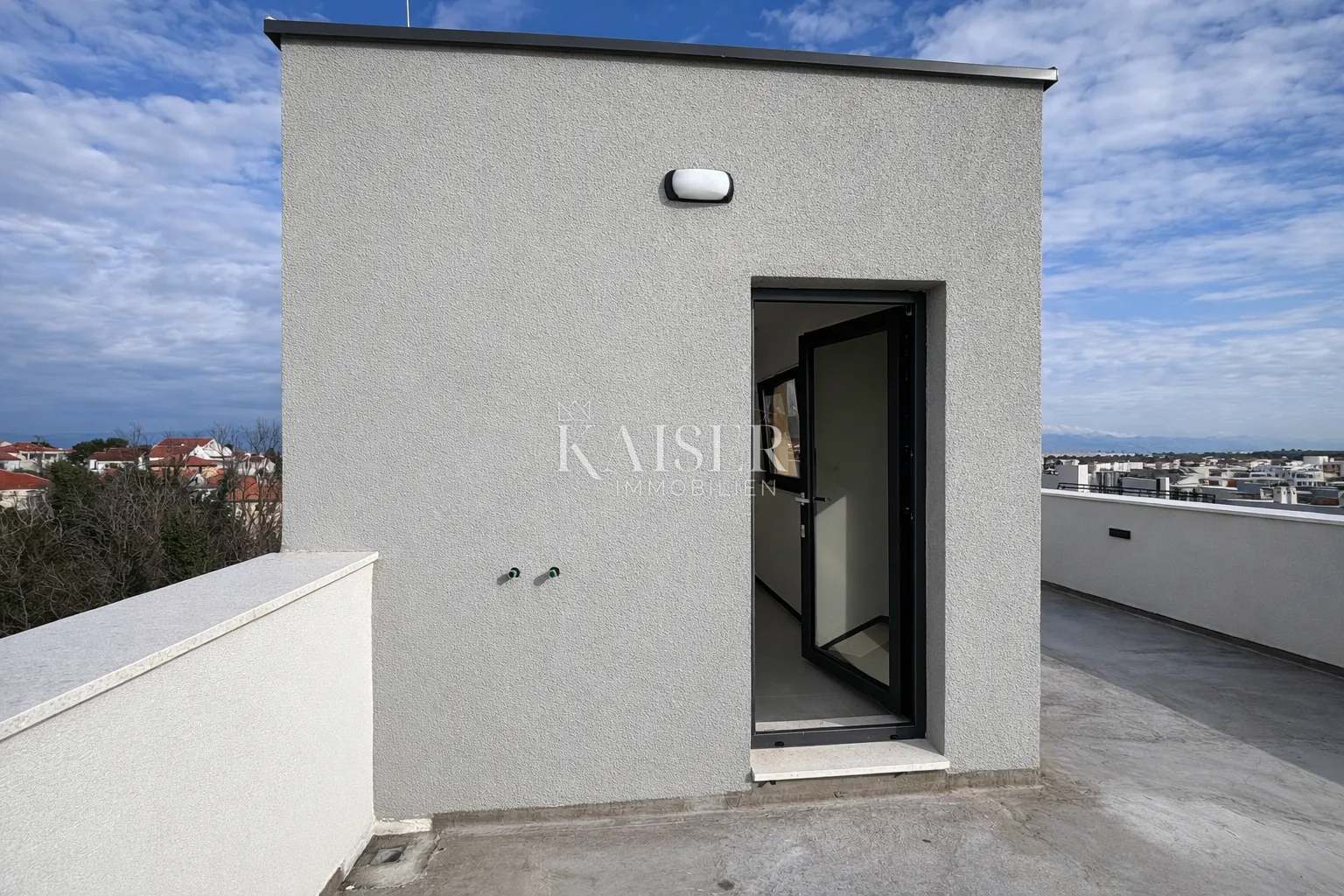 zadar – privlaka | apartman s krovnom terasom i pogledom, 200 m od mora - slika 29