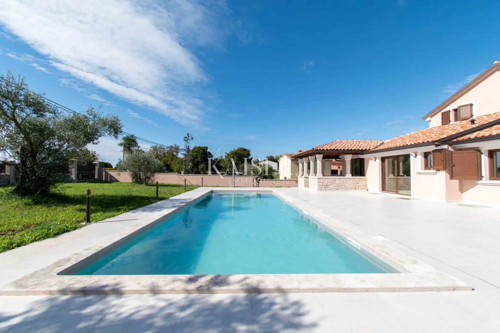 istra - poreč, luksuzna vila sa bazenom i spa zonom - slika 4