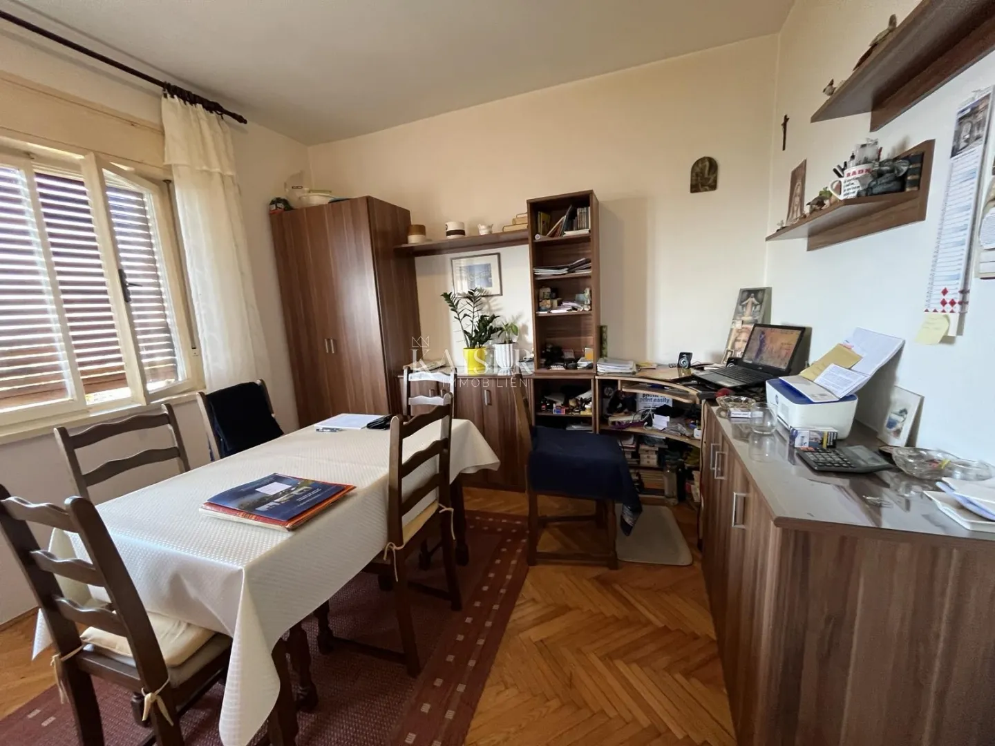 rijeka, trsat - kuća s tri stana, dvije garaže i pogledom - slika 4