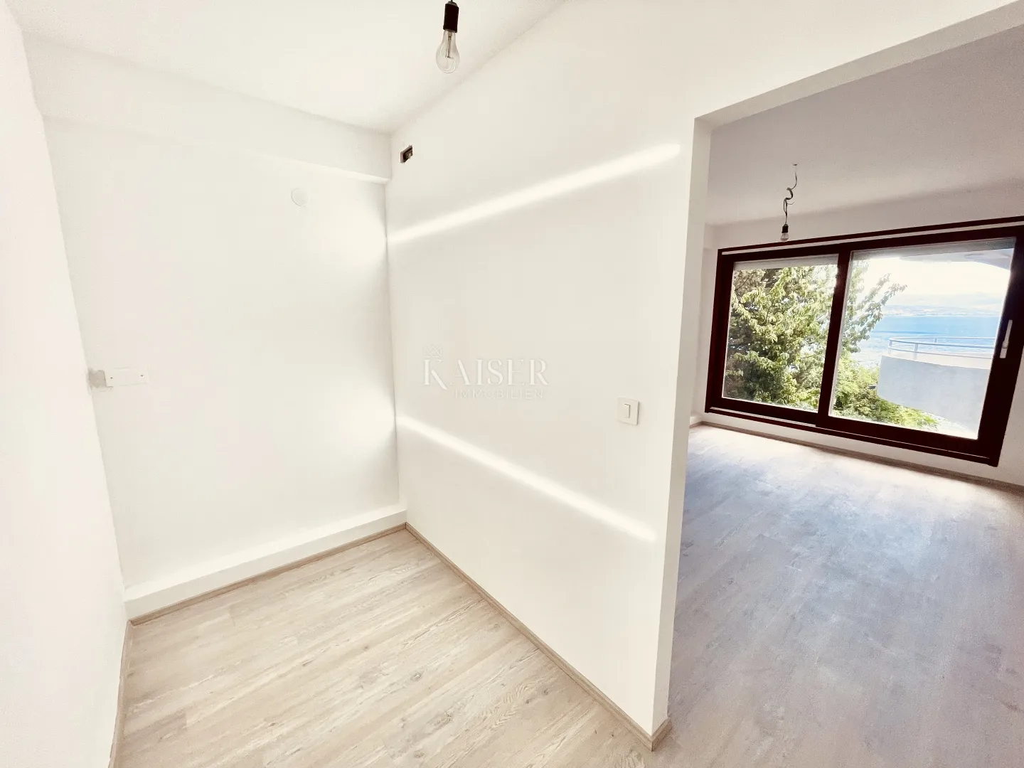 opatija – komforan stan 2s+db s fantastičnim pogledom - slika 18