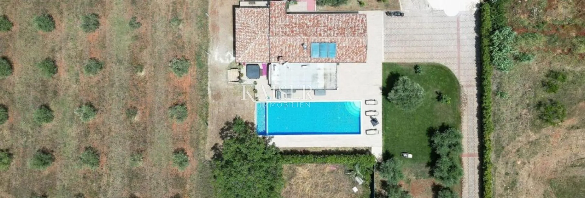 istra, novigrad - vila s prekrasnim pogledom na more i maslinike - slika 2