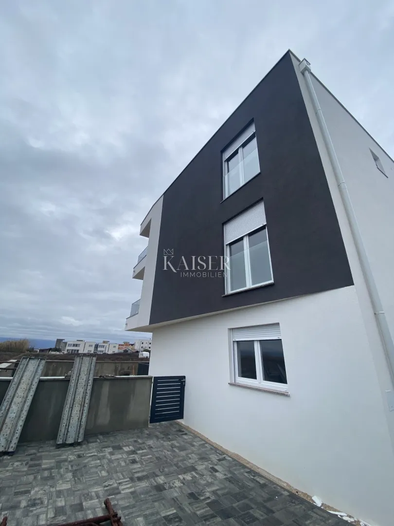 zadar,privlaka- stan na 2. katu s terasom i pogledom na more - slika 3