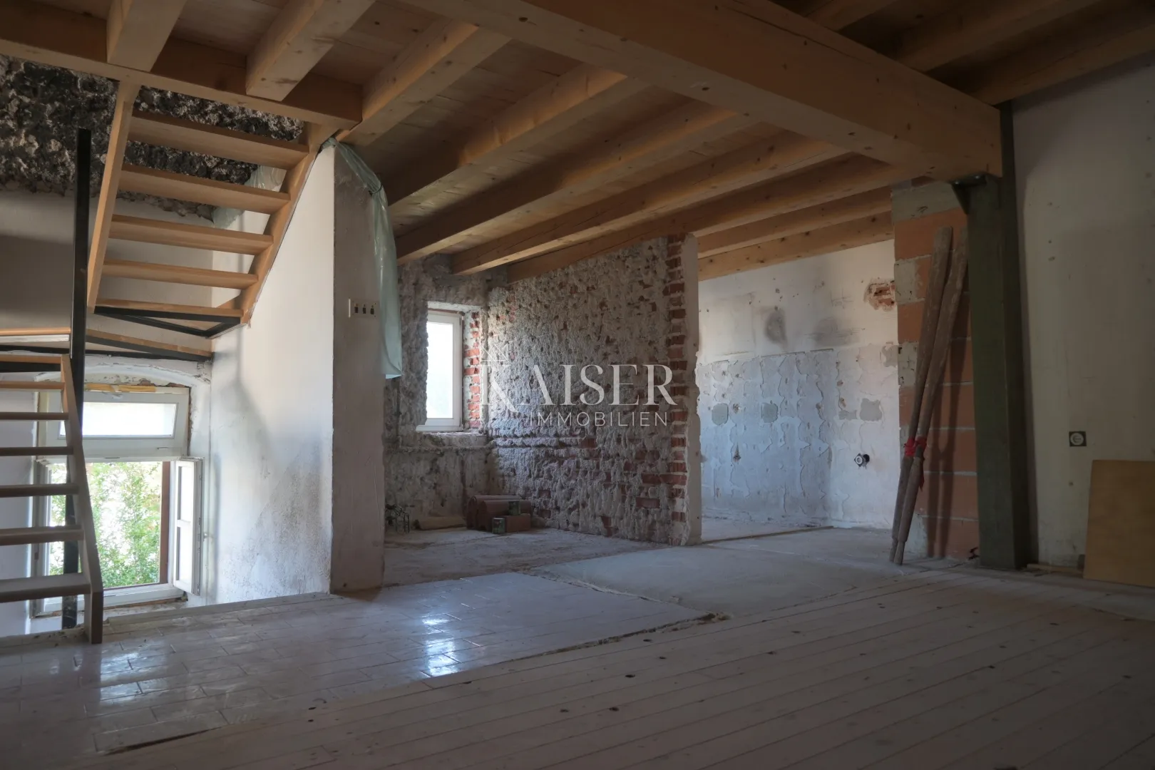 otok cres-lošinj, osor, troetažni stan 148 m2 - slika 10