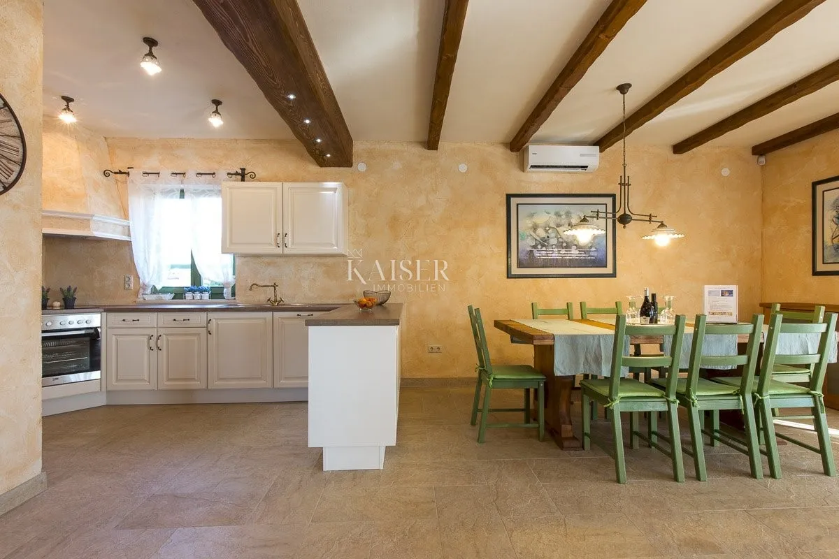 otok krk, dobrinj, okolica - luksuzna villa 179m2 - slika 7