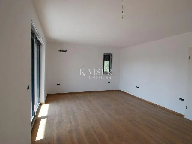 istra, poreč, okolica - stan 128m2, 5 spavaćih soba - slika 21